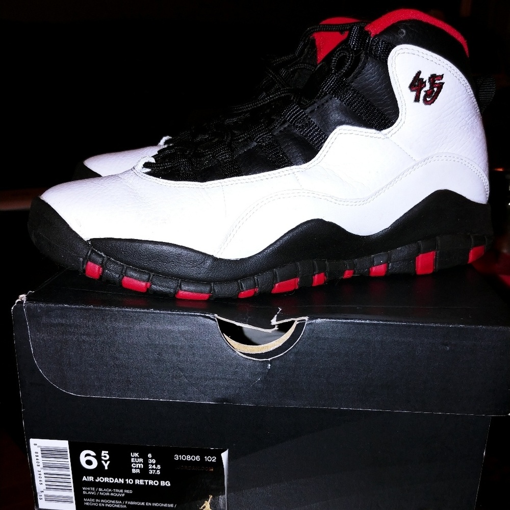 Jordan Retro 10's